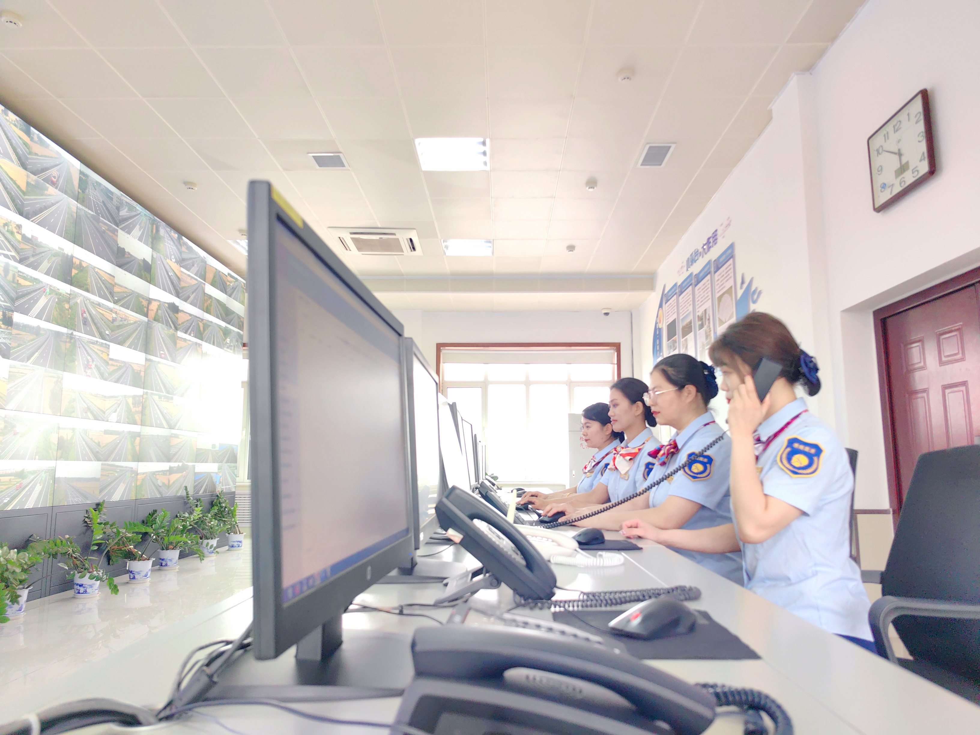 德達(dá)高速集團(tuán) 德達(dá)高速集團(tuán)